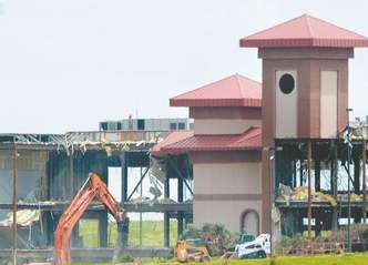 Geneva Lakes Kennel Club being destroyed